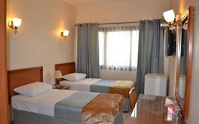 Tara Hotel Llc  2*